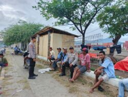 Polsek Kawasan Pelabuhan Laut Bima Laksanakan Patroli Rutin dan Beri Imbauan Kamtibmas di Areal Dermaga