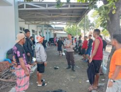 Polsek Kawasan Pelabuhan Laut Bima Gelar Jumat Curhat Bersama Buruh dan Penumpang Kapal