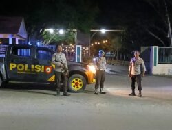 Patroli Blue Light Polsek Rasanae Barat Berikan Rasa Aman dan Nyaman kepada Masyarakat