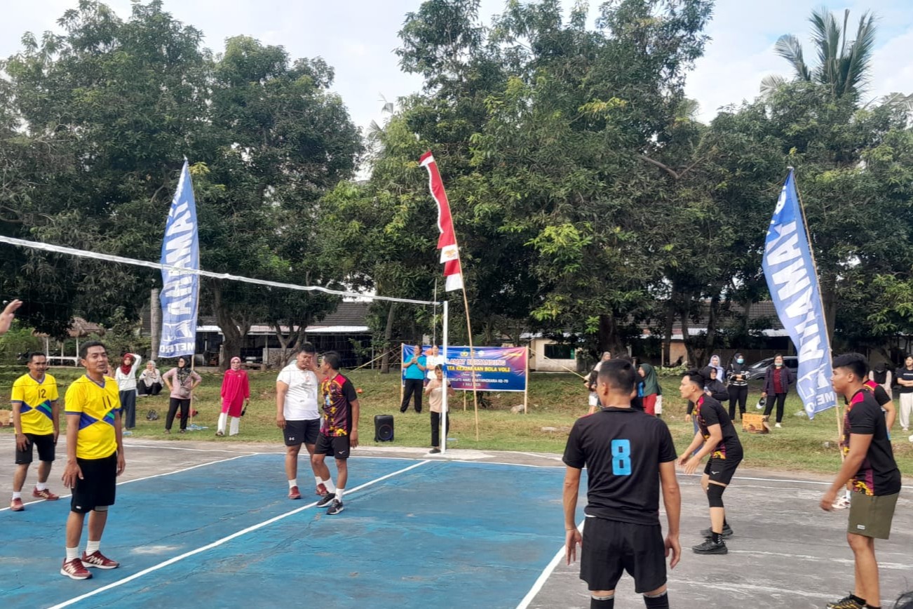 Atmosfer Persaudaraan dan Sportivitas di Voli Bhayangkara Lombok Barat