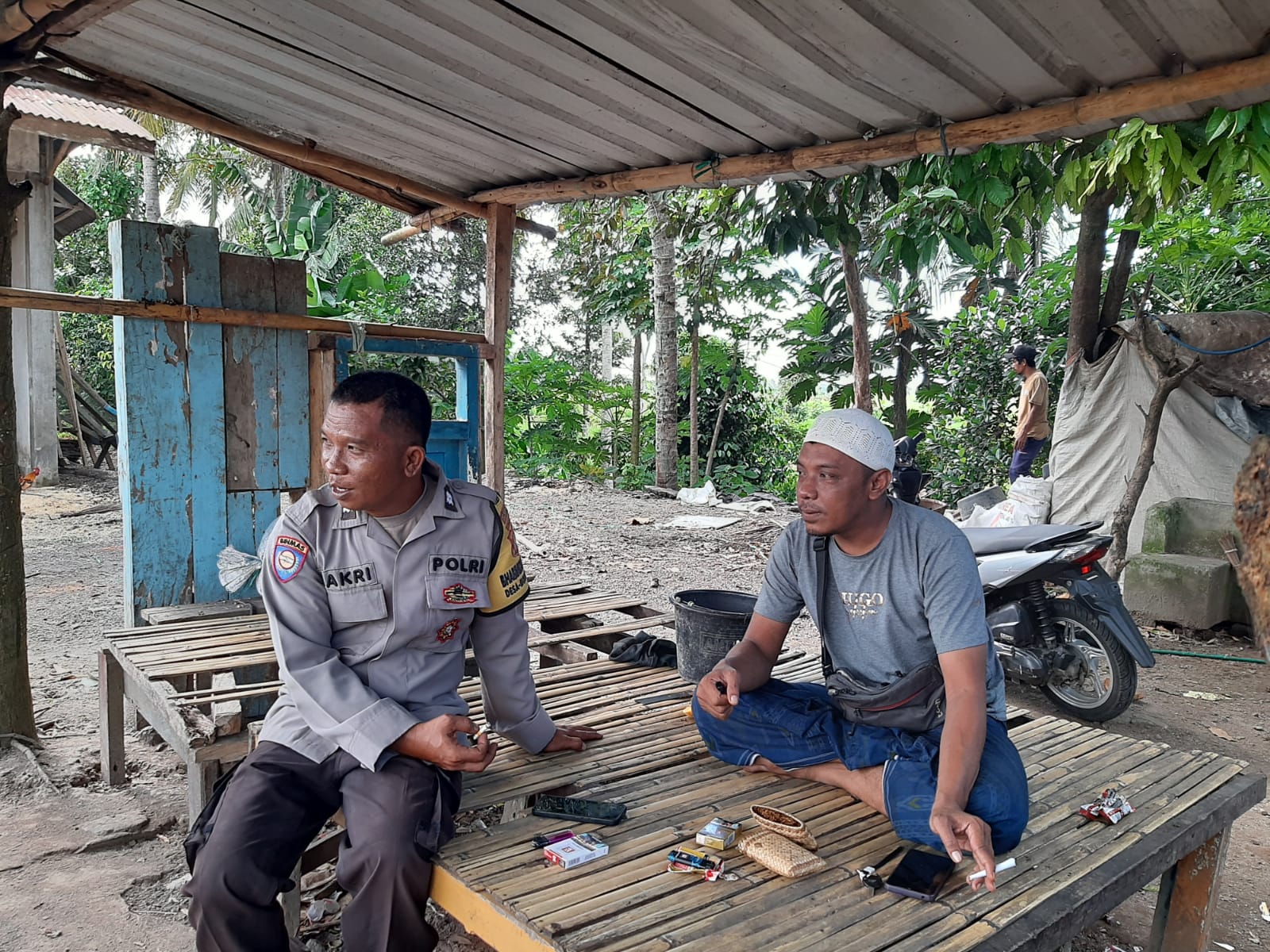 Bhabinkamtibmas Dorong Swasembada Pangan di Desa Montong Are