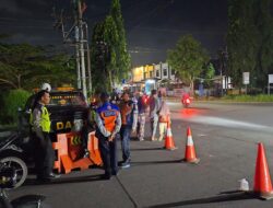 Ribuan Warga Padati Car Free Nite di Gerung, Aman dan Meriah
