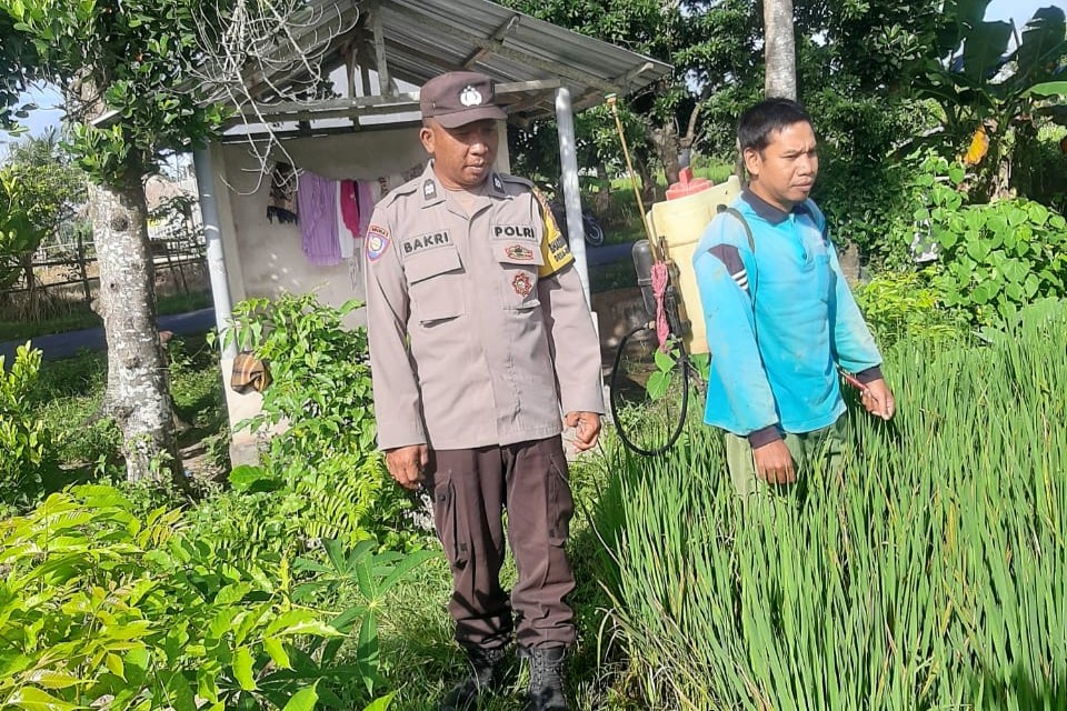 Polri Perkuat Swasembada Pangan di Desa Montong Are