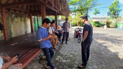 Antisipasi Gangguan Kamtibmas, Polsek Kediri Gencarkan Patroli Humanis