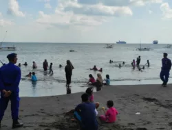 Patroli Polairud di Pantai Cemara, Pastikan Liburan Wisatawan Tetap Aman