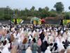 Personel Polres Bima Kota Laksanakan Sholat Idul Adha di Halaman Mako