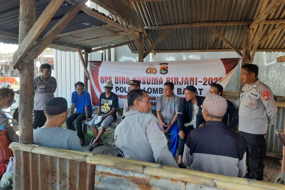 Polres Lombok Barat Gelar Operasi Kamtibmas di Pasar Segenter