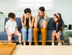 9 Sikap Sepele Ini Bisa Bongkar Asal-Muasal Keluargamu!