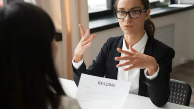 Resume Hebat Itu Bukan Tentang Kita, Tapi Tentang Mereka