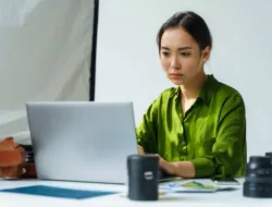 Dunia Kerja Perempuan, Kecantikan Dipakai Buat Diskriminasi?