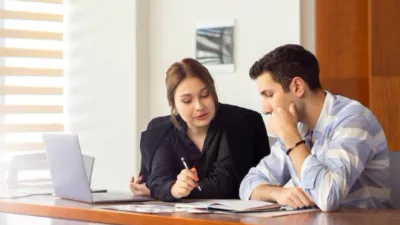 Karyawan Pendiam dan Kalem Andalan Bos? Ini Alasannya!