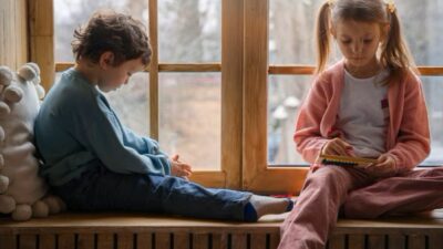 Bukan Introvert Tapi Tertekan, Kenali Cirinya Pada Anak