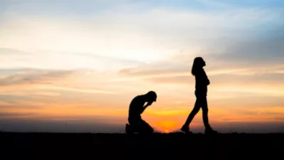 Cinta Sih, Tapi Rasa Lelah Lebih Kuat! Pilih Menyerah?