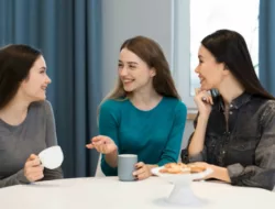 Pertemanan Bisa Merusak Mental? Sayangnya, Jawabannya: Ya