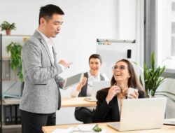 Jangan Tertipu! Sosok Paling Ramah di Kantor Bisa Jadi Paling Toksik