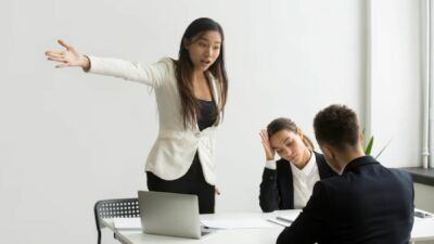 Dijadikan Kambing Hitam di Tempat Kerja? Bisa Jadi Disuruh Mundur!