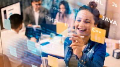 7 Pekerjaan Digital Tak Masuk Akal, Tapi Menghasilkan Cuan Besar