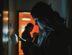 Korban atau Manipulator? Sisi Gelap Orang Terlalu Sensitif