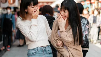 Merasa Tak Disukai Tanpa Alasan? Ini Cara Menyikapinya