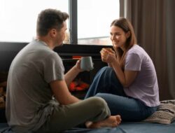 Tanda Suami Mendukung Mental Istri yang Paling Sederhana Tapi Berarti