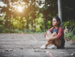 Remaja Bukan Durhaka, Mereka Sedang Mencari Cara Bertahan