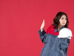 Apa yang Disembunyikan Perempuan Hebat?