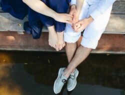 Kok Bisa? Merasa Kesepian Padahal Nikah dan Selalu Bersama!