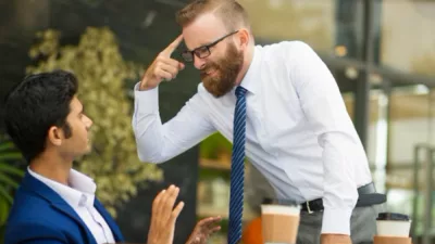 Merasa Paling Benar? Mungkin Sedang Terjebak Logika Palsu