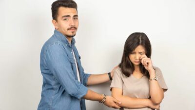 Gaslighting: Ketika Bahagia Justru Jadi Alasan untuk Menangis