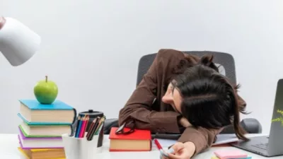 Capek Padahal Nggak Benci Kerjaan? Burnout Terselubung!