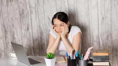 Quiet Quitting Itu Bukan Malas, Tapi Teriakan yang Tak Didengar