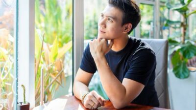 Orang Dewasa Emosional: Semakin Tenang, Semakin Bahaya?