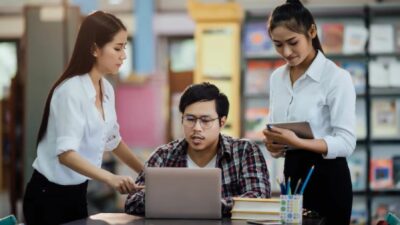 Budaya Kantor yang Katanya 'Normal' Tapi Sebenarnya Licik!