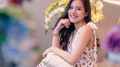Cantik Itu Biasa, Kalem Tapi Berkelas Itu Langka