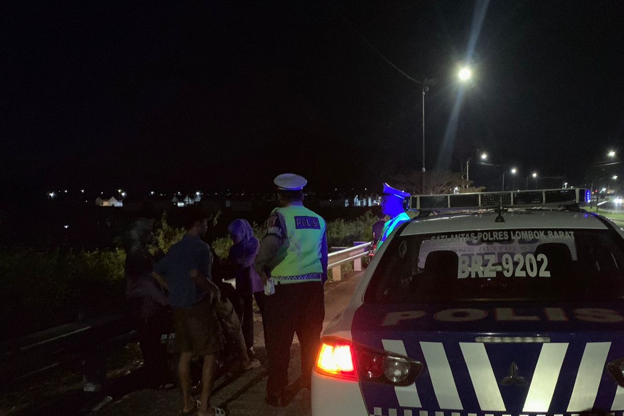 Patroli Malam Satlantas Polres Lombok Barat Jaga Ketertiban Arus Lalu Lintas dan Cegah Balap Liar