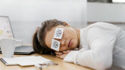 Quiet Dying Itu Nyata, Saat Kerja Diam-Diam Menghancurkan Jiwa