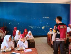 Polsek Bayan Kawal Program Makan Bergizi Gratis di SDN 1 Anyar