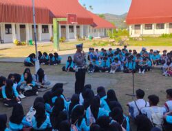 Sat Lantas Polres Lombok Utara Sosialisasikan Tertib Berlalu Lintas kepada Pelajar SMKN 1 Pemenang