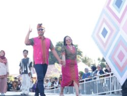 Kapolres Lombok Utara Hadiri Fashion Street HUT KLU ke-17 dan HUT RI ke-80