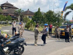 Patroli Skala Besar TNI-Polri Jaga Keamanan di Lombok Barat
