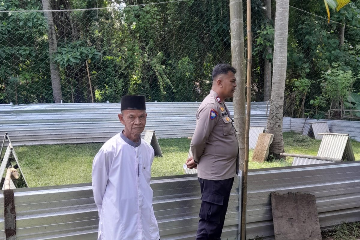 Ketahanan Pangan Desa Senggigi Didukung Inisiatif Bhabinkamtibmas Polsek Batulayar