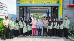 Kapolri Singgung Wujudkan Generasi Emas Usai Tinjau SMP Kemala Bhayangkari Karanganyar