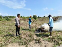 BHABINKAMTIBMAS DESA HU’U SAMBANGI PETANI DAN AJAK MASYARAKAT PERKUAT KAMTIBMAS SERTA DUKUNG PROGRAM INDONESIA EMAS