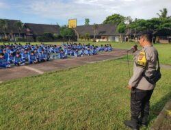 BHABINKAMTIBMAS DESA MUNCAN LAKUKAN KOORDINASI DENGAN PIHAK SMPN 5 KOPANG TERKAIT PEMBINAAN SISWA