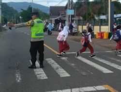 HADIRKAN RASA NYAMAN BAGI PELAJAR DAN PENGGUNA JALAN, POLSEK JAJARAN RUUTIN LAKSANAKAN RAWAN PAGI