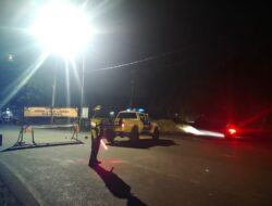 SAT LANTAS POLRES DOMPU GELAR BLUE LIGHT PATROL DAN REKAYASA LALU LINTAS UNTUK CIPTAKAN KAMSELTIBCAR LANTAS