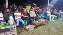 Bhabinkamtibmas Kelanir Amankan Hiburan Rakyat Kecimol di Seteluk, Acara Berlangsung Aman dan Meriah