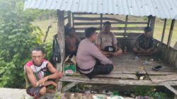 Sambang humanis Bhabinkamtibmas desa konte dorong keamanan dan ketahanan pangan