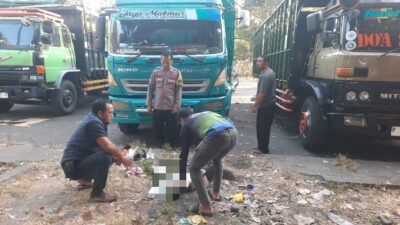 Pria Tanpa Identitas Ditemukan Tergeletak di Terminal Pancor, Polsek Selong Lakukan Olah TKP