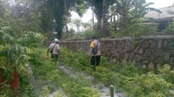 Bhabinkamtibmas Desa Kesik Cek Lahan Ketahanan Pangan Bergizi, Dorong Produktivitas Warga